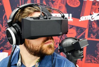 Photo CZ: Spoločnosť StarVR predstavuje najpokročilejší headset pre virtuálnu realitu na svete s integrovaným sledovaním pohybu očí