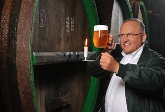 Photo Nielen počítačmi je IT odborník živý