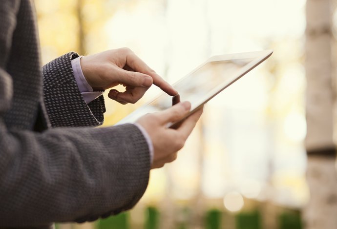 Photo Používame mobilné zariadenie na prácu aj zábavu