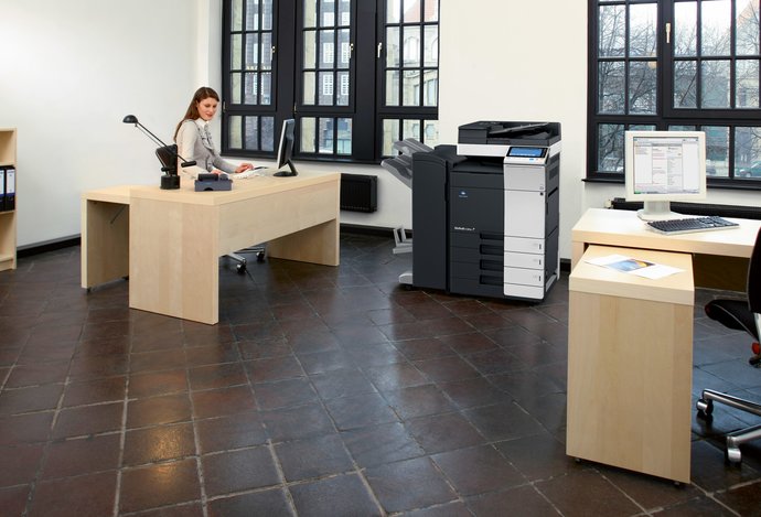 Photo Multifunkčné zariadenie Konica Minolta bizhub C284e
