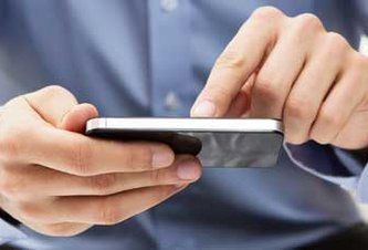 Photo Smartfón ako prenosná kancelária