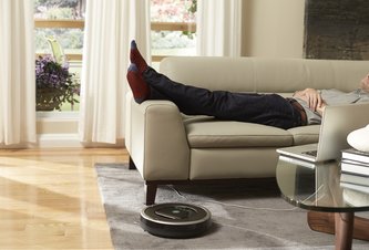 Photo iRobot Roomba 880 a iRobot Scooba 450