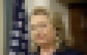 Photo Clintonová ustúpila, FBI dostane prístup k jej e-mailu