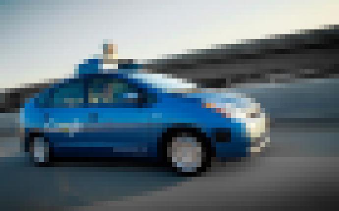 Photo Automobilky prevezmú zodpovednosť za nehody spôsobené autonómnymi vozidlami, ale nie za hacknutie 