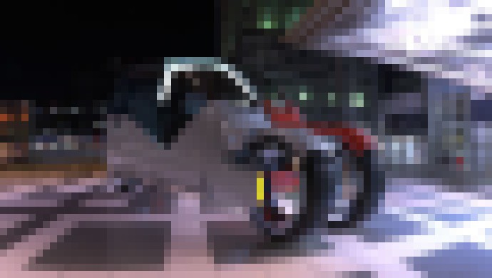Photo 2 v 1: Automobil, ktorý sa po stlačení tlačidla rozdelí na dve motorky