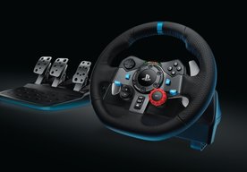 Photo Logitech G predstavuje prvý pretekársky volant so spätnou väzbou pre Xbox One® a PC