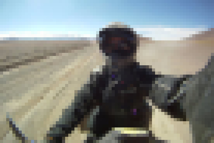 Photo Video: Motocyklista zachytil cestu okolo sveta