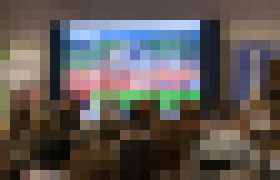 Photo MŠ: Učitelia sa naučia narábať s interaktívnou tabuľou či tabletom