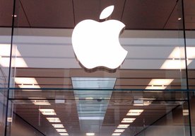 Photo Apple sa prepadá, jeho trhová hodnota sa znížila o 200 miliárd dolárov