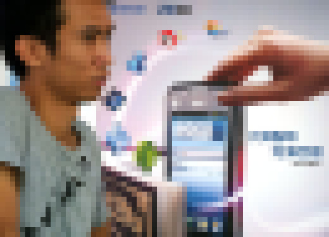 Photo CES 2013: Prvý mobilný telefón s Firefox OS uvedie ZTE na trh už v tomto roku