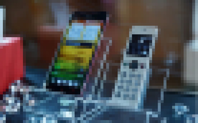 Photo HTC Mini: Minitelefón a ovládač pre HTC Butterfly