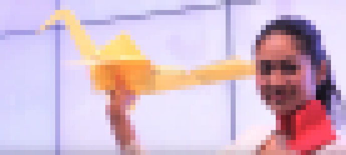 Photo Najľahší dron na svete je vyrobený z papiera. Vyzerá ako japonské origami