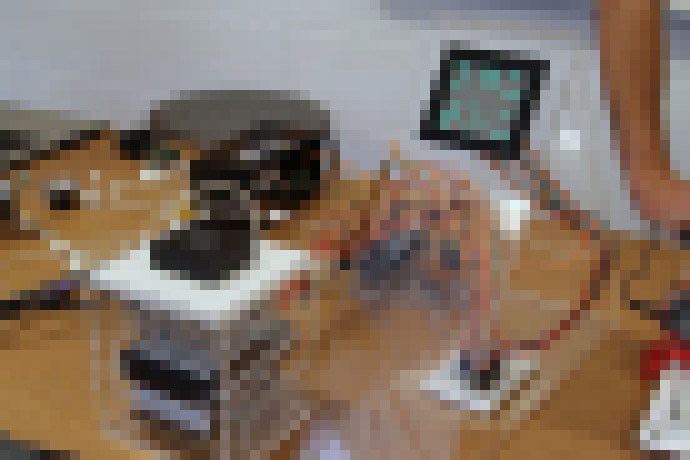 Photo Displej pre nevidiacich dokáže vykresľovať Braillovo písmo 