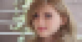 Photo Humanoidný robot vyzerá ako hollywoodska hviezda