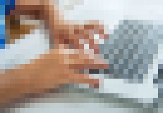 Photo Britská vláda chce prinútiť pornostránky zaregistrovať každého používateľa