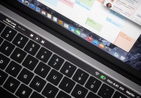 Photo Zdrojový kód macOS Sierra naznačuje pre MacBook panel OLED namiesto funkčných klávesov a podporu Touch ID 