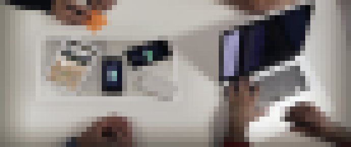 Photo Energysquare je samolepka na hromadné nabíjanie smartfónov, tabletov a ďalších zariadení 