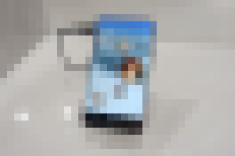 Photo Sharp ukázal telefón s displejom bez rámčeka a so zaoblenými rohmi