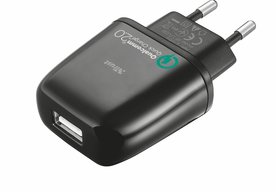 Photo Trust Ultra Fast Charger