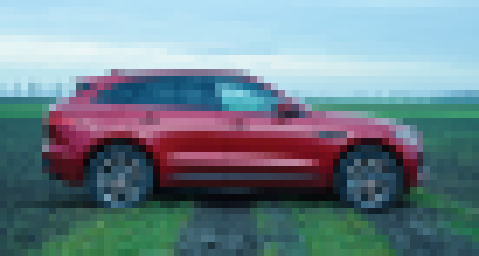 Photo Jaguar F-PACE 2.0D AWD R-Sport: Športový luxusný crossover aj do terénu
