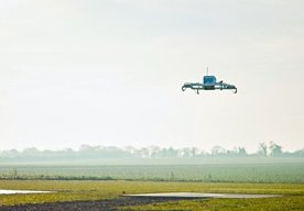Photo Amazon uskutočnil prvú dodávku tovaru plne autonómnym dronom