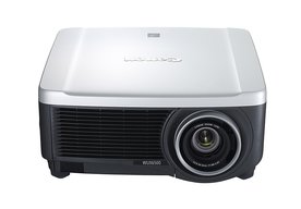 Photo Canon uvádza nový projektor XEED WUX6500, širokouhlý projekčný objektív LX-IL08WZ a prezentér PR500-R