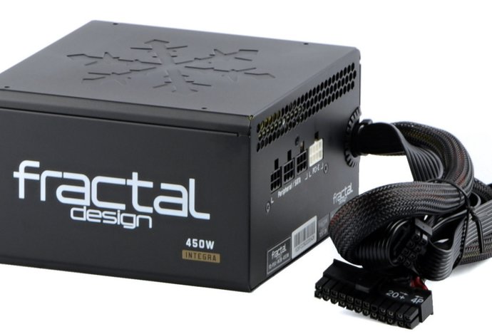 Photo Fractal Design Integra M: Modulárnych 450 W