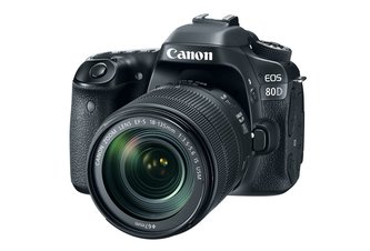 Photo Canon je už 14 rokov v rade jednotkou na celosvetovom trhu digitálnych fotoaparátov s výmennými objektívmi 