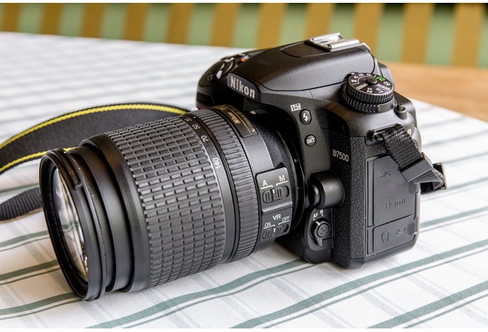 Photo Nikon oslavuje 100 rokov od založenia a predstavil novú zrkadlovku D7500