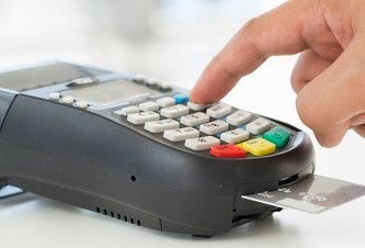 Photo Mastercard predstavil čítačku odtlačkov prstov priamo na platobnej karte