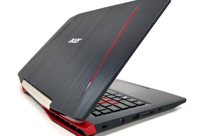 Photo Recenzia: Acer Aspire VX15: Tichý herný stroj s dynamickým dizajnom