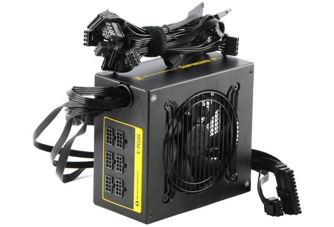 Photo SilentiumPC Supremo M2 (550 W): Vysoká účinnosť za nízku cenu