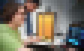 Photo Vedci budú bojovať proti burine robotmi a laserom 