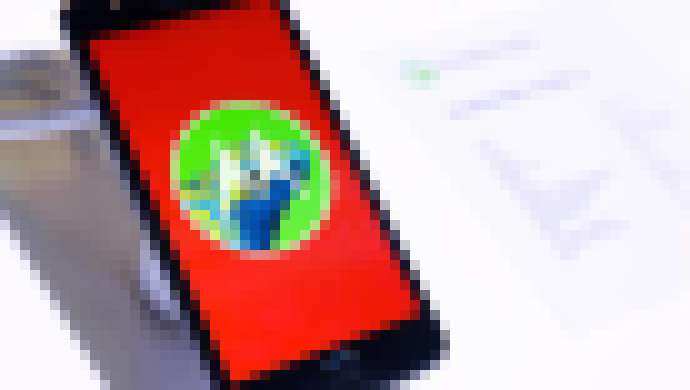 Photo Motorola si dala patentovať samoliečivý displej mobilu, ktorý sám opraví trhliny a škrabance 