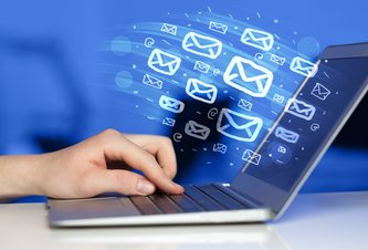 Photo ČR: Obchodné e-maily odosielajú najčastejšie jeden krát mesačne a z externej aplikácie