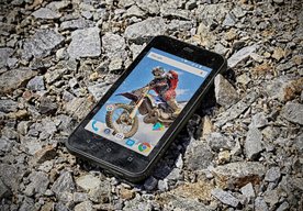 Photo StrongPhone G2 ponúka všetko, čo očakávate od smartfónu, navyše odolá pádom, prachu aj vode
