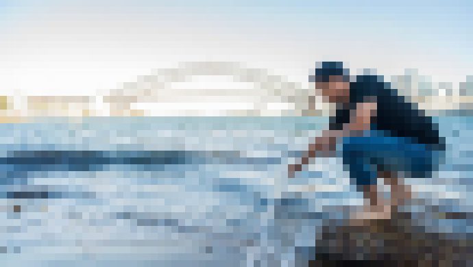 Photo Tenká membrána z graphairu môže dokonca aj z vody v prístave urobiť úplne pitnú vodu