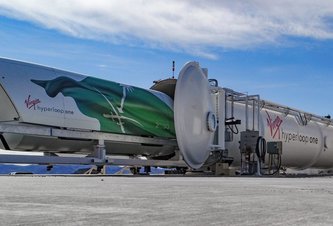 Photo Virgin ukázal funkčný prototyp futuristického Hyperloopu