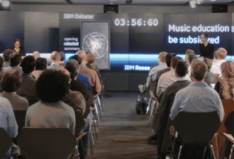 Photo Video: Umelá inteligencia od IBM debatuje na odborné témy