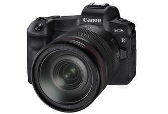 Photo Canon EOS R: Bezzrkadlovka s novým bajonetom RF