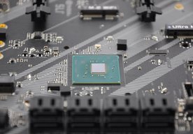 Photo 4× základná doska s Intel Z390: ASRock, ASUS, Gigabyte aj MSI