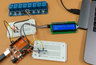 Photo IoT prakticky  - spínanie zariadení pomocou Arduina