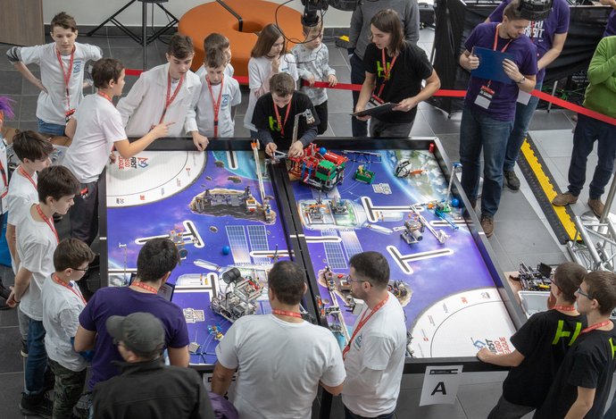Photo Spoločné české a slovenské semifinále súťaže First Lego League vyhral slovenský tím TalentumSAP 