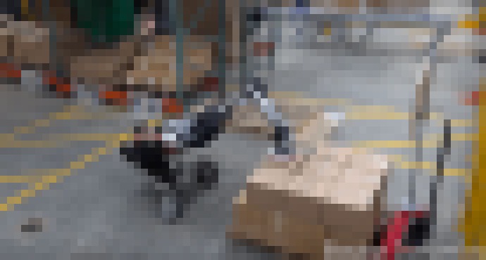 Photo Video: Robot od Boston Dynamics dokáže perfektne ukladať škatule na paletu. Raz môže nahradiť skladníkov