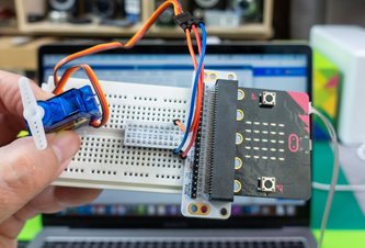 Photo IoT prakticky – programovanie Micro:bitu v jazyku Python 2 - obsluha hardvéru a súbory