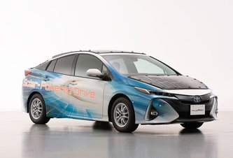 Photo Toyota pokryla Prius solárnymi článkami. Predĺžila tak dojazd o 43 km
