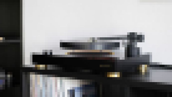 Photo MAG-LEV ML1 je prvý levitujúci gramofón na svete