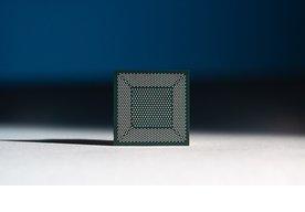 Photo Intel ukázal počítač s 8 miliónmi umelých neurónov