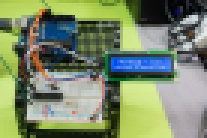 Photo IoT prakticky: Programovanie mikrokontroléra ATmega 328P, ktorý je aj v Arduine