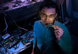Photo Neuromorfný čip napodobňuje elektrickú aktivitu mozgu na rozlíšenie vôní a pachov